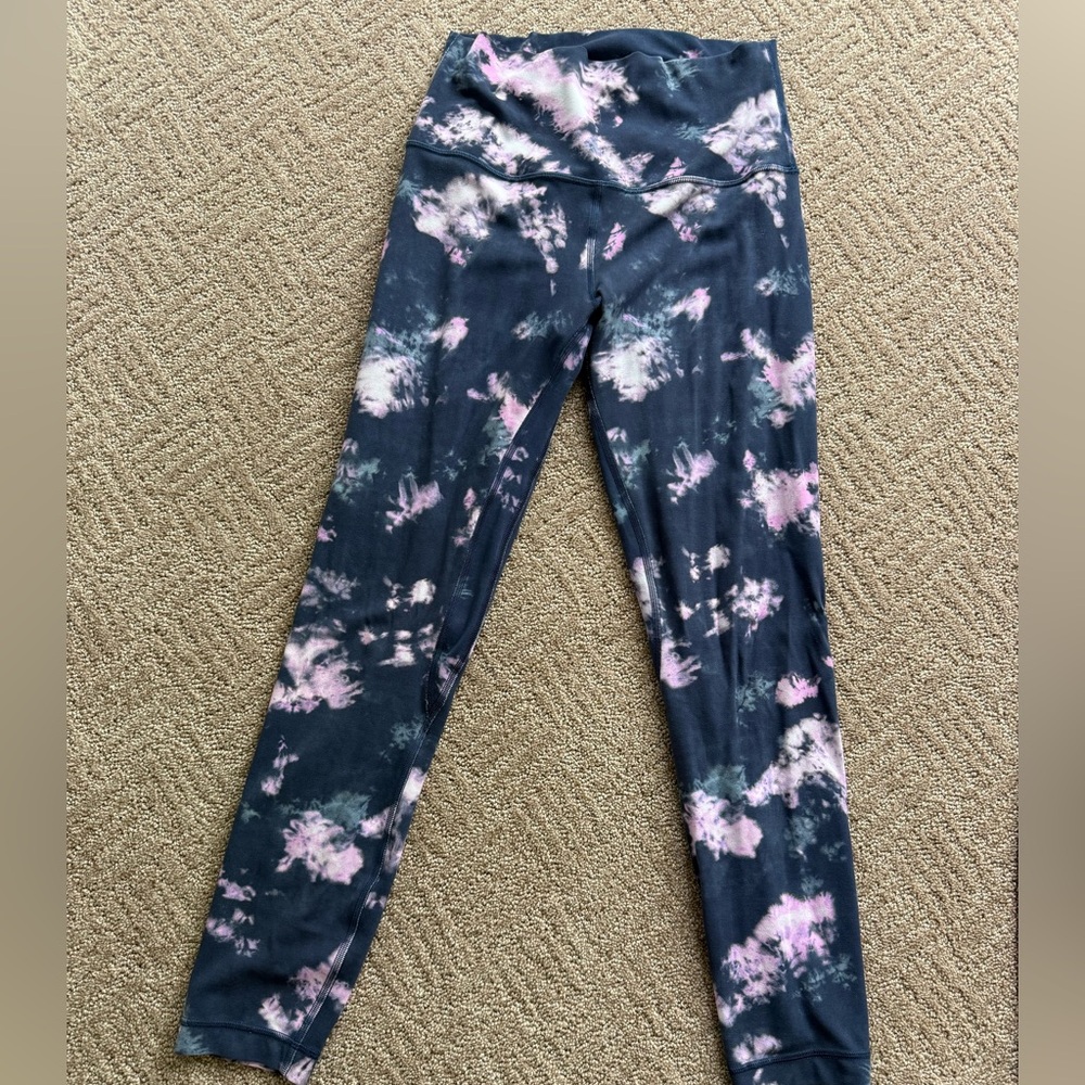 Stylish Tie-Dye Leggings
